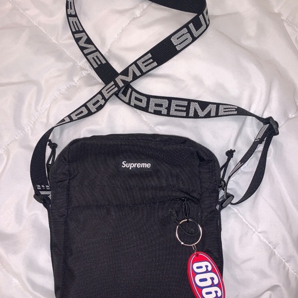 supreme fanny shoulder bag